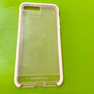 iPhone 7/8+ tech 21 case